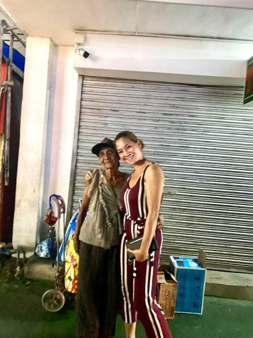 e5b7a7e98187e5b08fe5ada6e6a0a1e995bfe8b7afe8beb9e68da1e7bab8e79aae-e5a5b3e5ad90efbc9ae8bf99e698afe4b8aae6b0b8e4b88de694bee5bc83e79a84