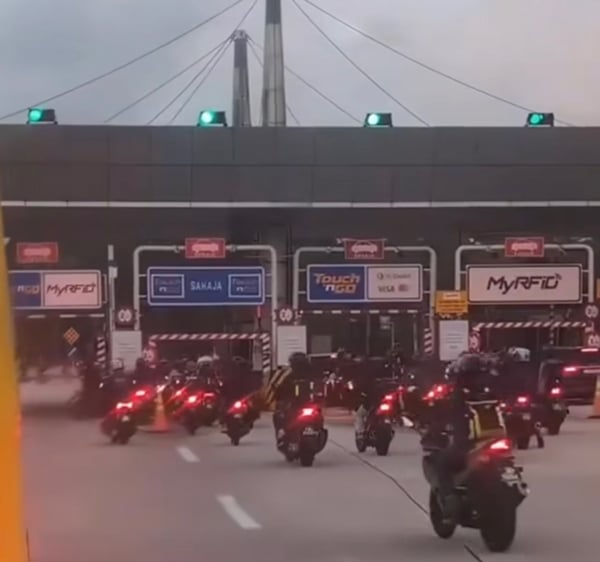 CR250908LYCA01-113212