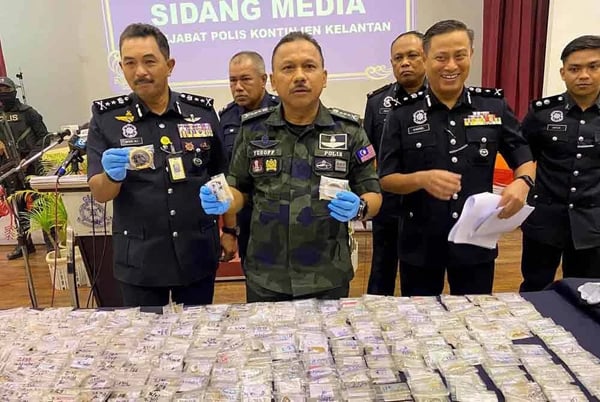 251029CMKfb66b-KB251028CD01-Rompak-Kedai-Pajak