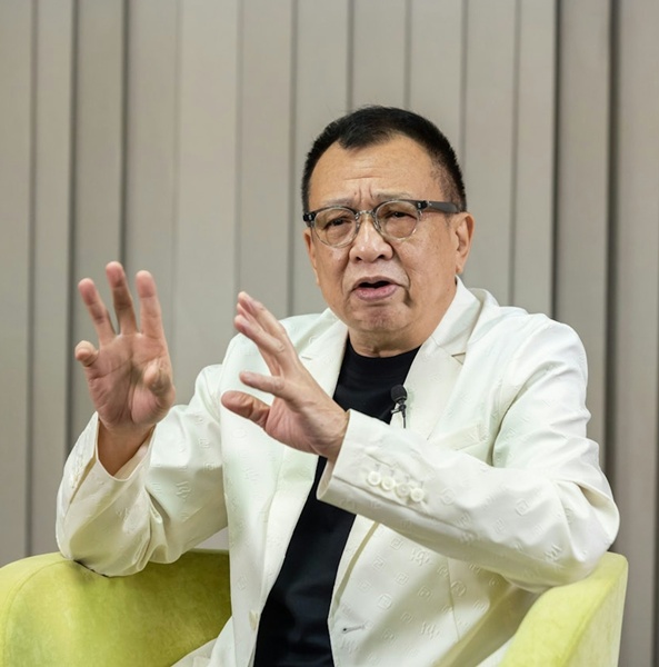 979431455690067968370945