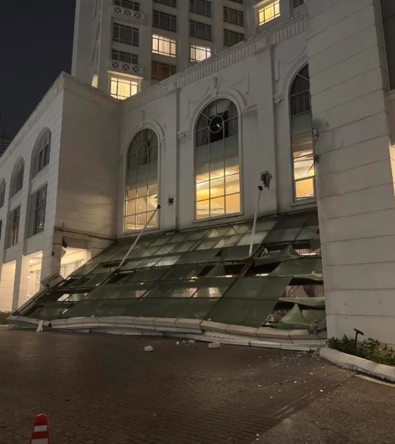 e98592e5ba97e981aee998b3e7afb7e7aa81e59d8de5a18c-e98081e9a490e59198efbc9ae8a2abe59093e59d8fe4ba86