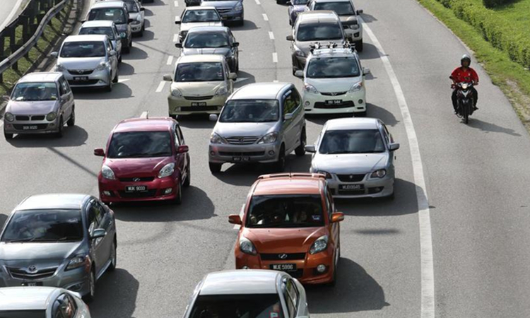 malaysia_traffic_highway_4__E5_89_AF_E6_9C_AC