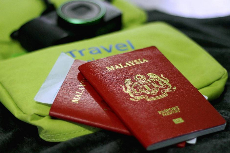 passport-travel-BERNAMA
