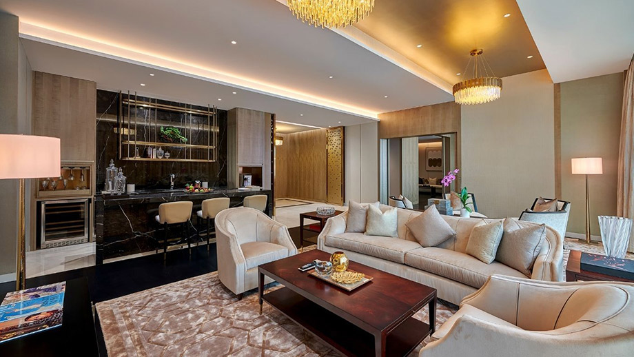 presidential-suite_living-room_0
