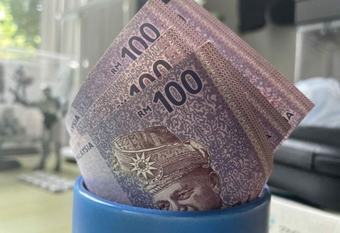 ringgit-vs-dollar-696x478