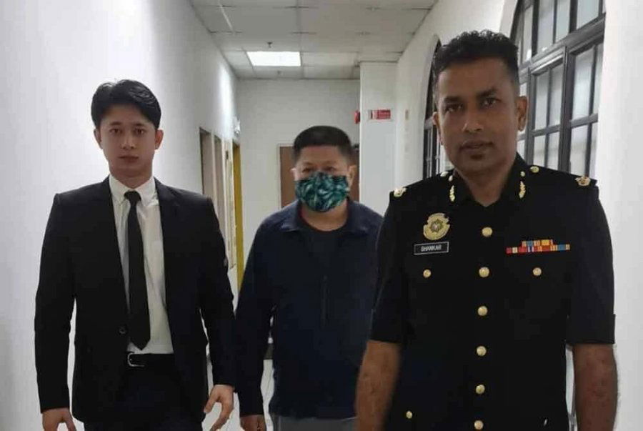 07fde6fe855366ff63197d36aa4edf77