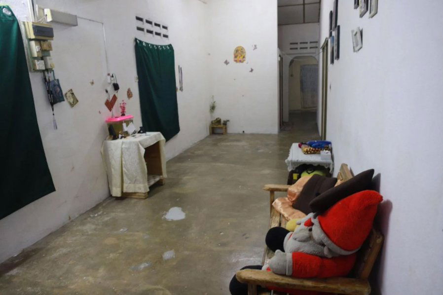 082254b0b4bb64257d98ed61c90fb27f