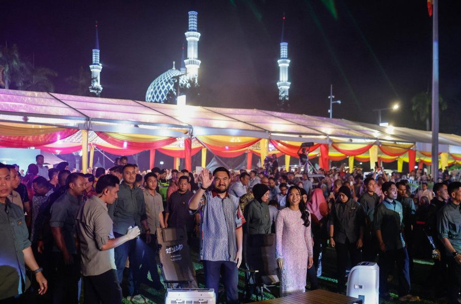 0db1a4ed53b3caaf1ed8680a44c9bbda