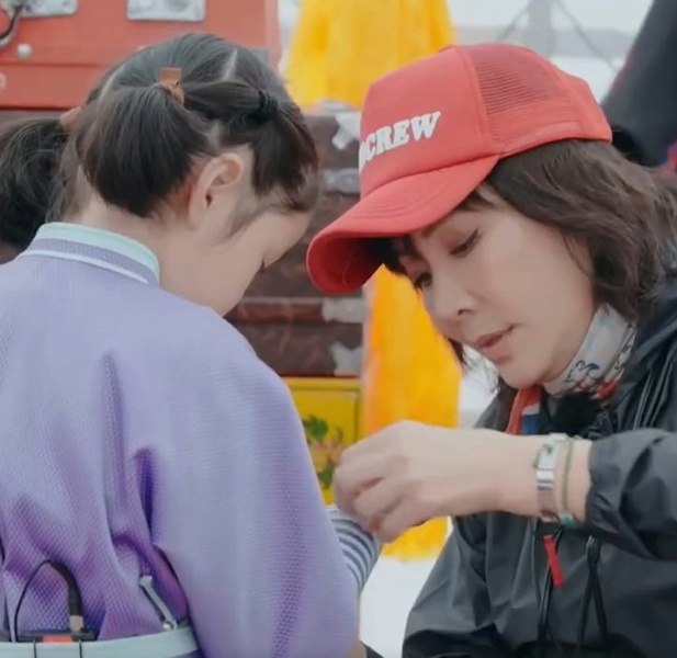 1062358851623325696837096