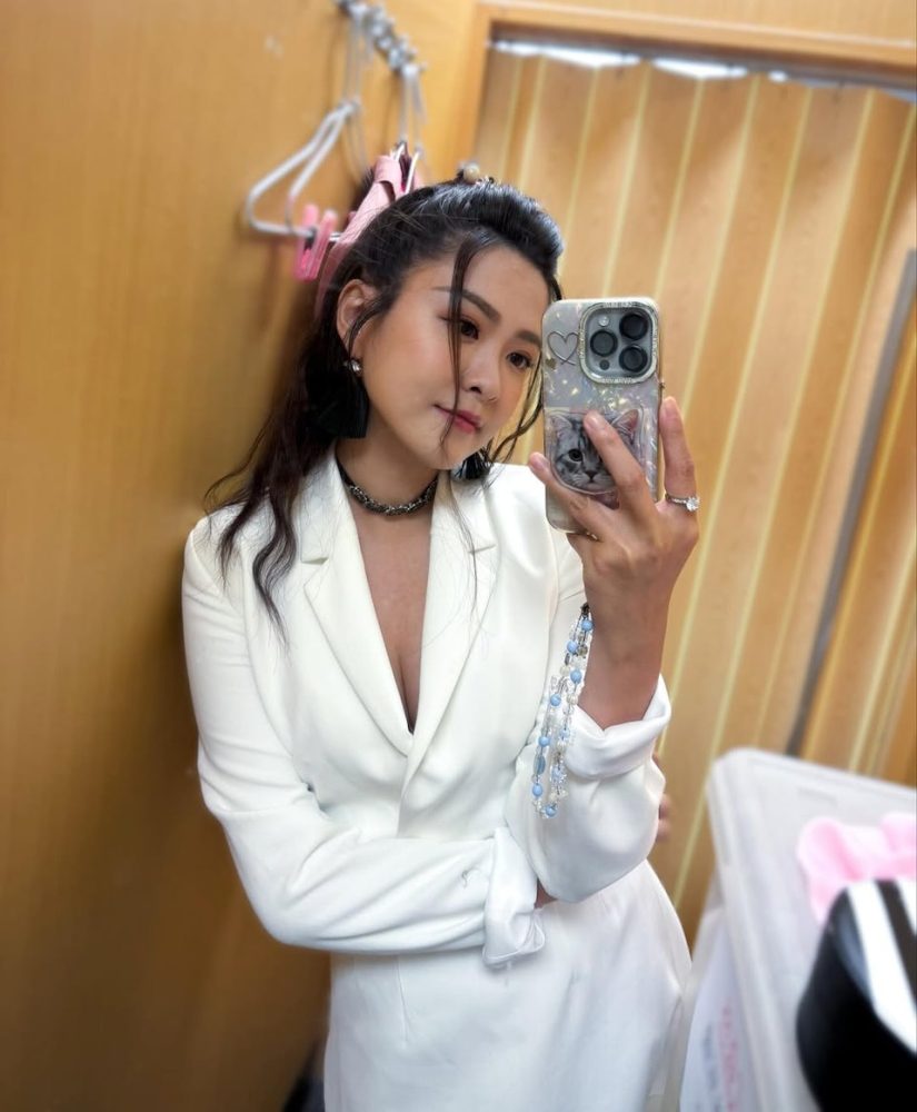 1067116353971818496698231