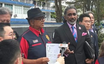 网红自封「假拿督」 官方查无此封衔