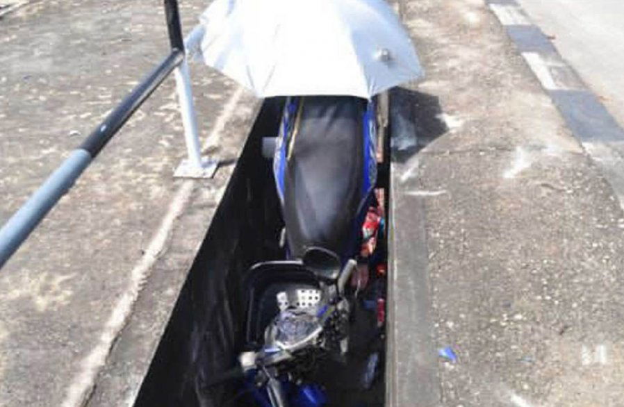 39c9104a8e6f1c5937dc08b5b009492e