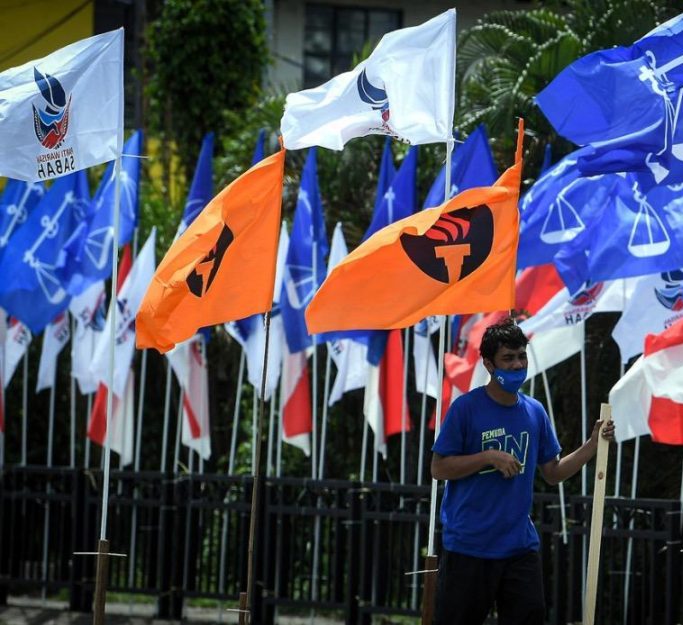 64e0c9698ca27d0ea9b43d249a66be065f5f4886643f7