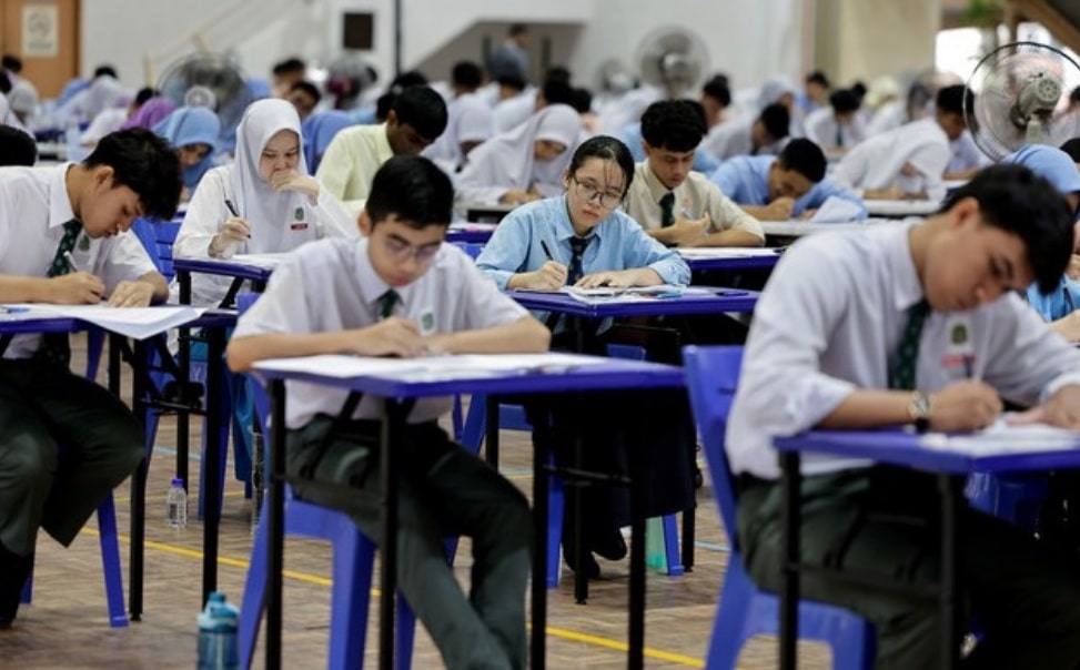 7ed623e8f3683ddaa4fca612adc83f41