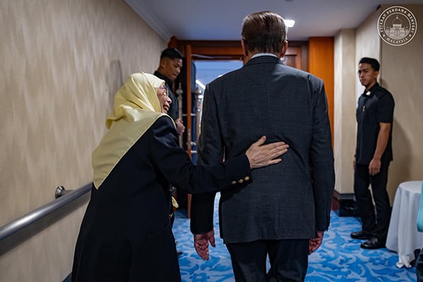 Anwar-Love-251104-a1-noresize