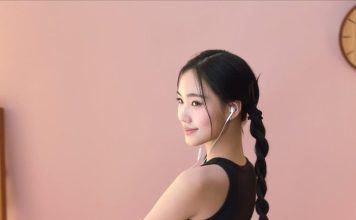 水蛇腰同场放闪 小S次女拍品牌照美到犯规