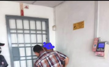 公然买万字还打伤官员 穆斯林男子当场被捕