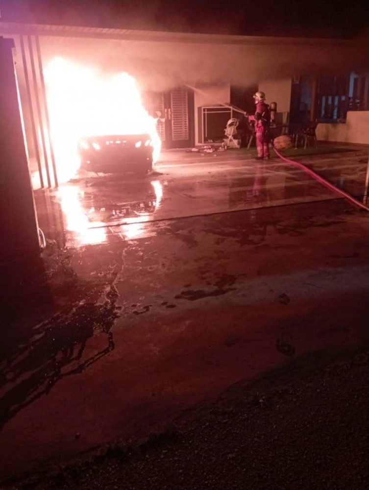 b6ed3e11d5d006e173a018327b82712d