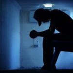 10年工资交给母亲 男子备婚取款竟被回“没钱”