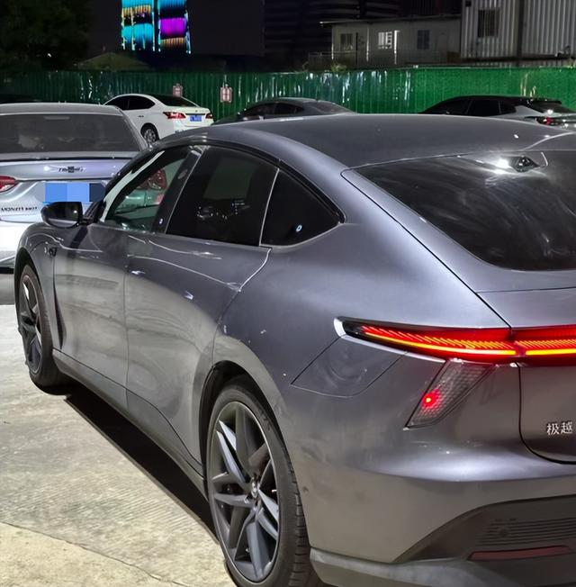 e2809ce4b88de58092e997ade983bde4b88de4b9b0efbc81e2809d-e4b8ade59bbde99d92e5b9b4e58d8ae4bbb7e4b9b0e78382e5b0bee794b5e58aa8e8bda6