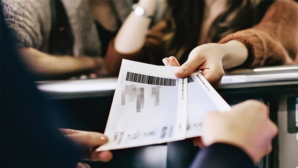 e69cbae7a5a8e5a793e5908de5908ee2809ce5a49a2e4b8aae88bb1e69687e5ad97e2809defbc81e4bb96e5bfa7e697a0e6b395e799bbe69cbae38080e69785e6b8b8