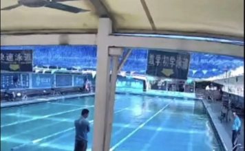 男子溺水近半小时身亡 救生员先后察看却没施救