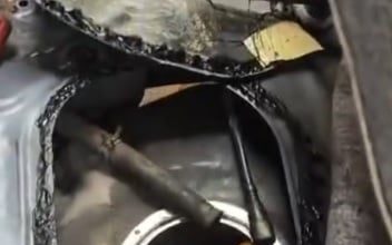 加油后整排车坏掉 疑汽油掺了水惹祸