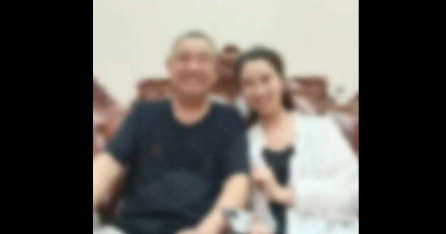 f90499c53ff4fcf4593c76b5e08b01be