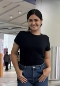 fn251128rhodora02-194116