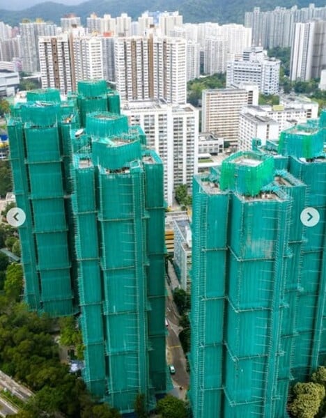 fn251130ggg04-121021_Easy-Resize.com_