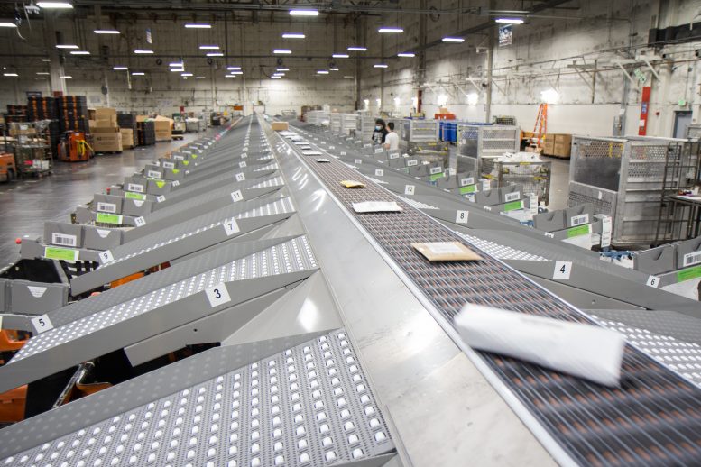 usps-new-package-sorter_51415345254_o-777x518