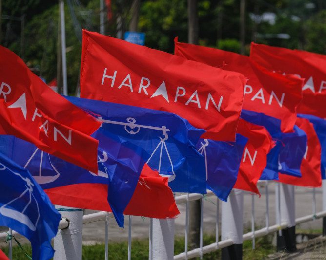 06112022_-_Bendera_Pakatan_Harapan_Barisan_Nasional_Teluk_Kumbar_-_ABDUL_RAZAK_LATIF_07