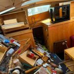 中国航海家遭海盗洗劫 船只毁灭性损坏无法航行