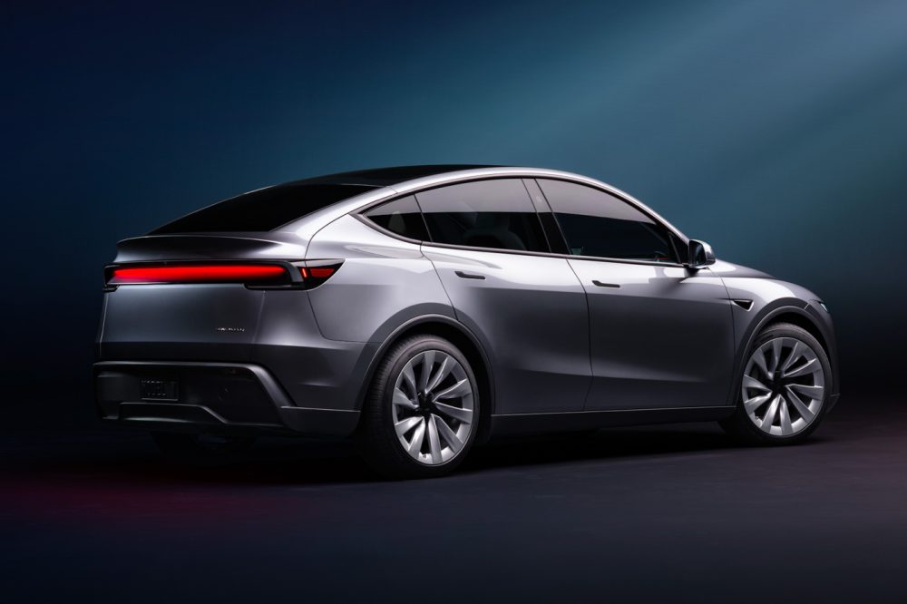 2025-Tesla-Model-Y-Facelift-Debut-4-1