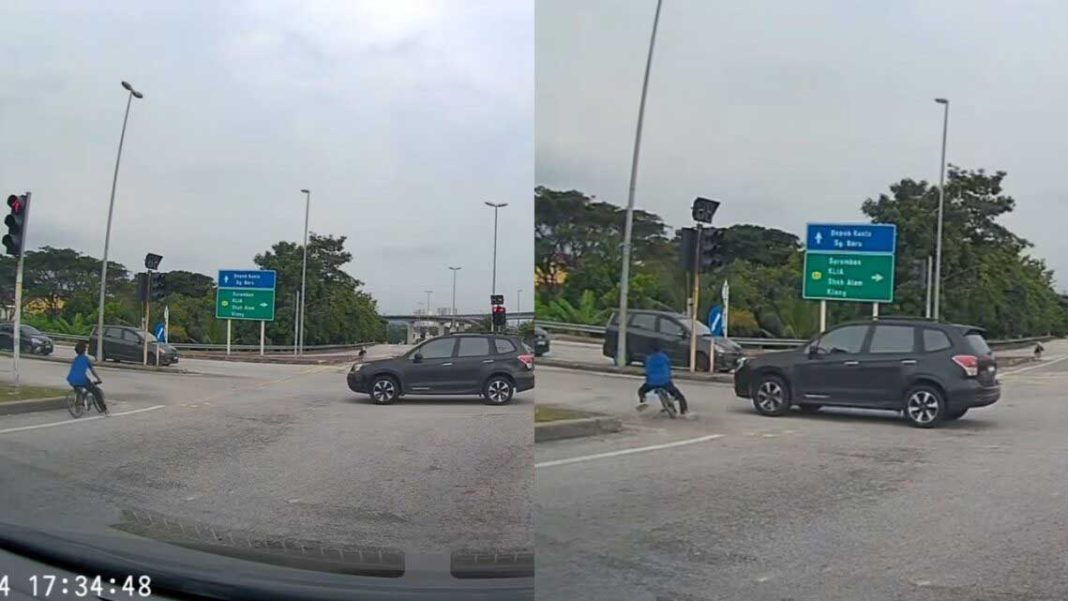 20251207CPKK38c_KID_RIDES_BICYCLE_CR1207tpmB01