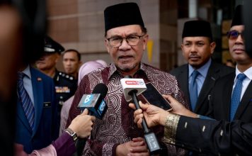 不是“将死”行动党 安华被指测试行动党底线