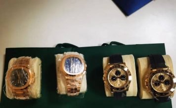 迷恋帅哥男友坠爱情诈骗 女子先后寄出460万名表