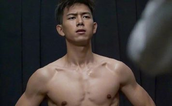 男神低调现身故宫拍初雪 近在眼前却无人认出