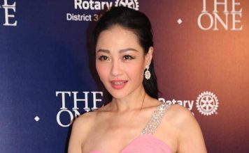 曾被13人追求 冻龄女神依旧Fit到爆