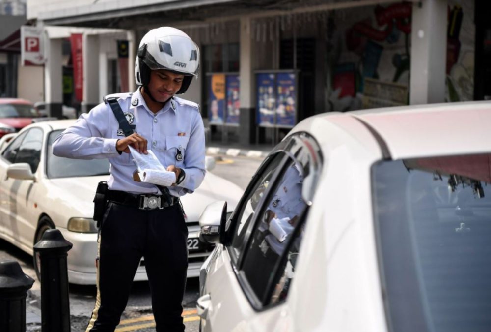 4hmhlng1d_1701700639