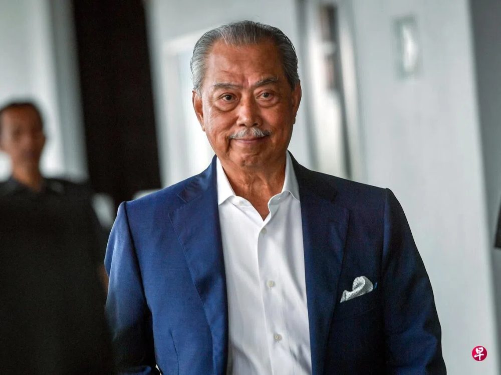 5531d465401e7c257e1311d42bfb693735bff4e76c4e3d9bcd0d9a2d00b09672