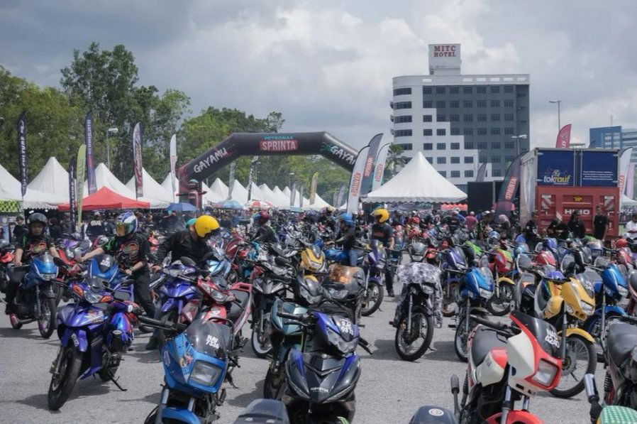 7da2f05f96586b572bc650a673d9fa9c