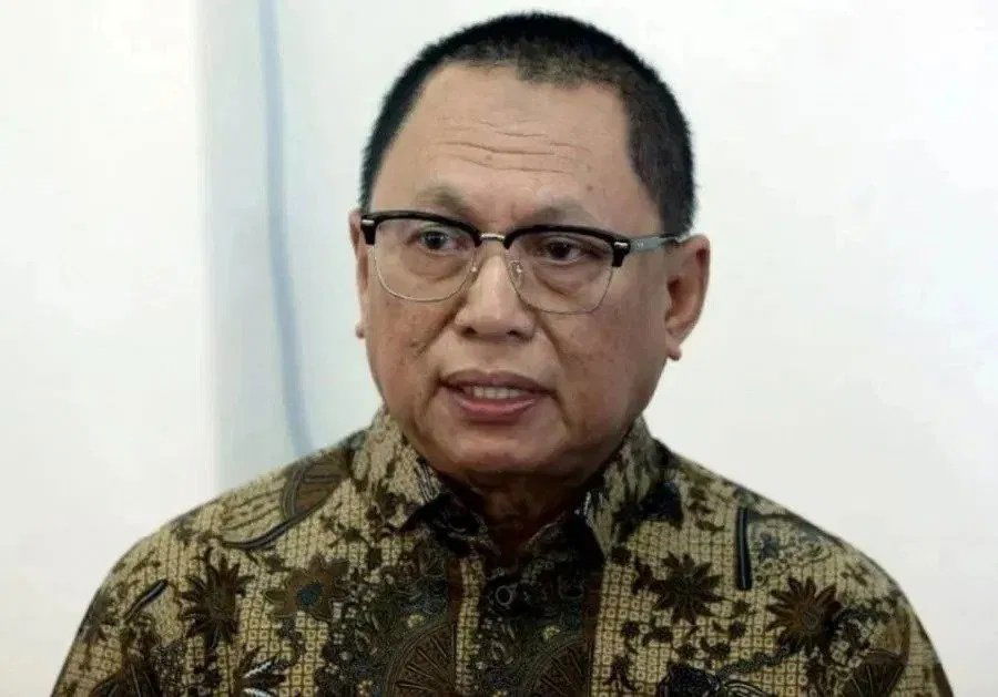 9985f3b2548314d7934ef81e742c6d2f