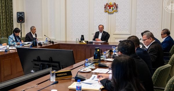 Anwar-Cabinet-251216-1.1-600x314