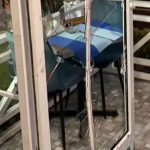 男子餐厅撞碎玻璃门 失血过多当场丧命