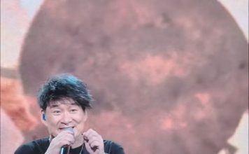 64岁周华健爆肥 肚腩比舞台灯还抢镜