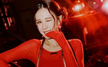 从女神到被嘲 女星一登台就被盯上“年龄”