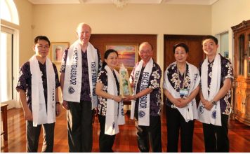 网红惊揭大马数名议员 曾参与异教祝福仪式