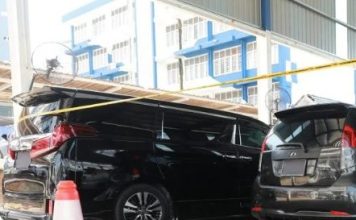 前警员竟成贩毒集团跑腿 警方破1380万毒品