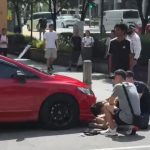 华裔男拒捕直接开车逃 警员被拉进车内遭拖行